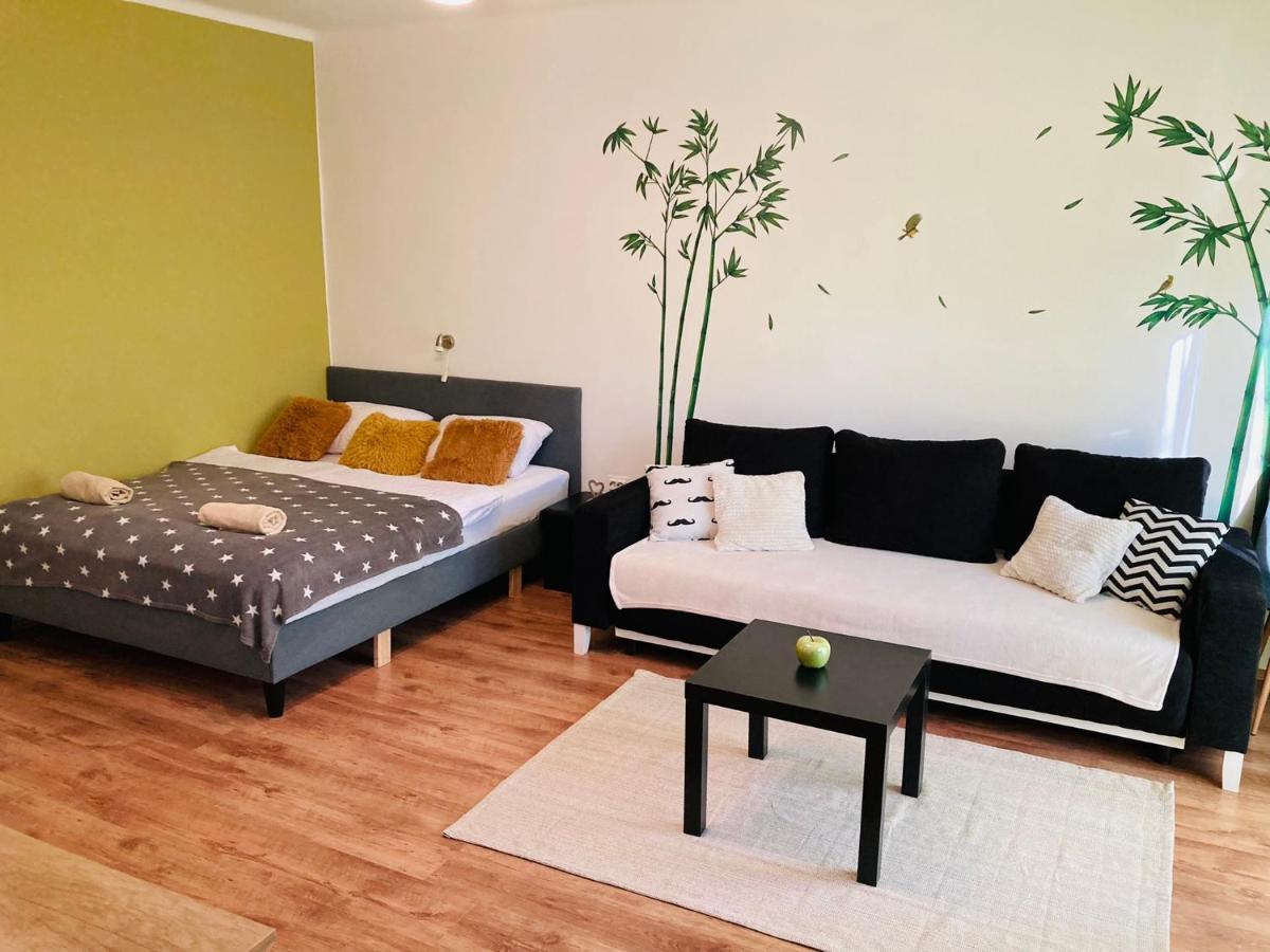 Like Apartman Eger Extérieur photo